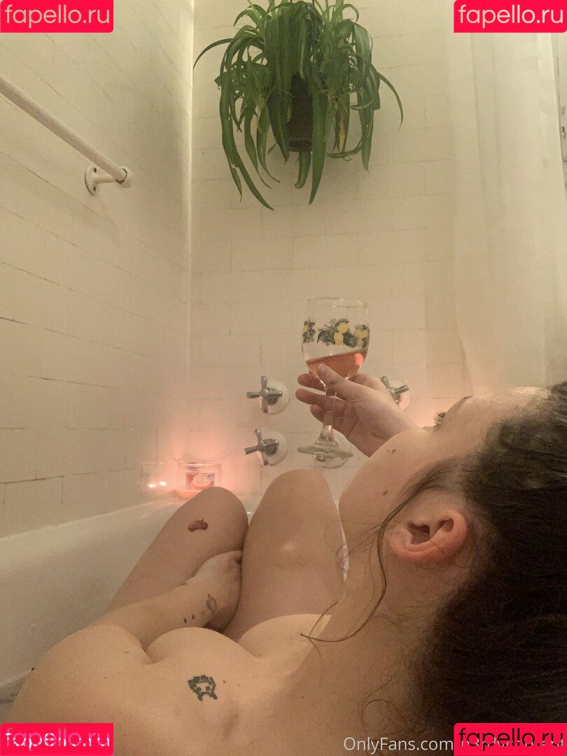 r0sebuddy Onlyfans Photo Gallery 