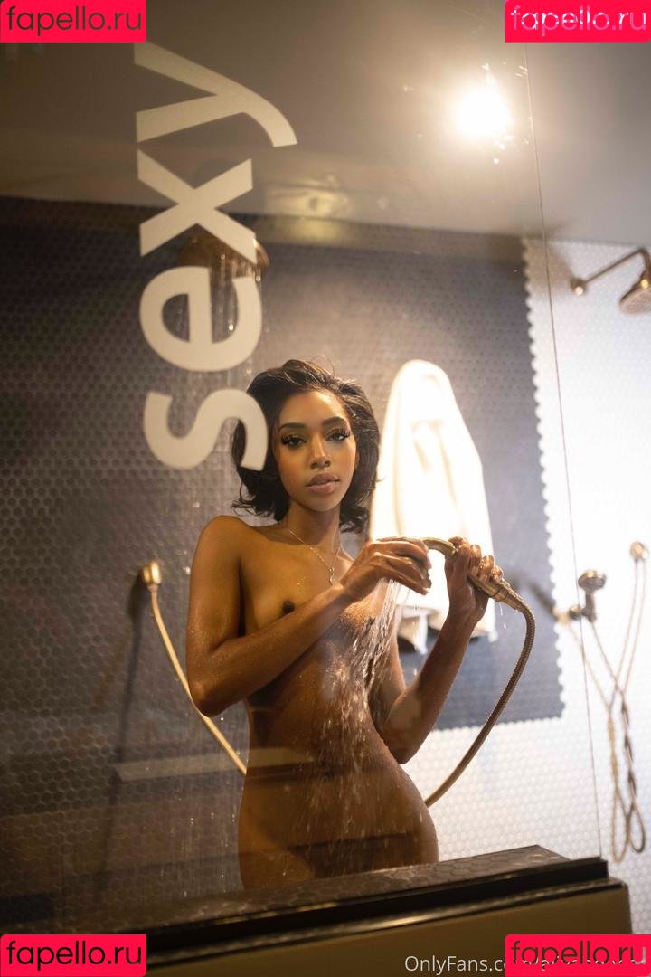 aliyahdenae Onlyfans Photo Gallery 