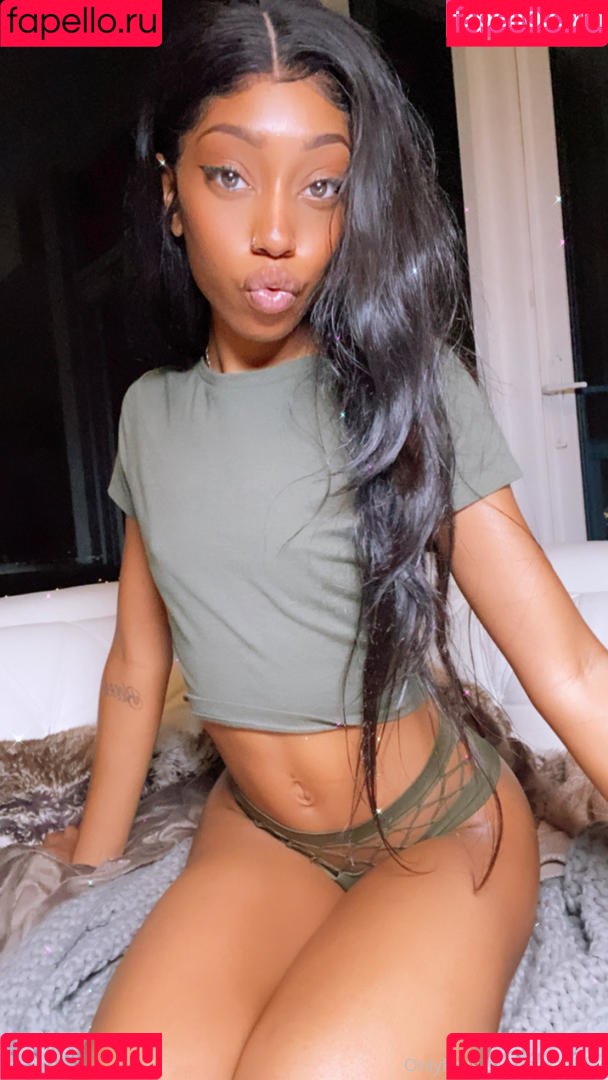 aliyahdenae Onlyfans Photo Gallery 