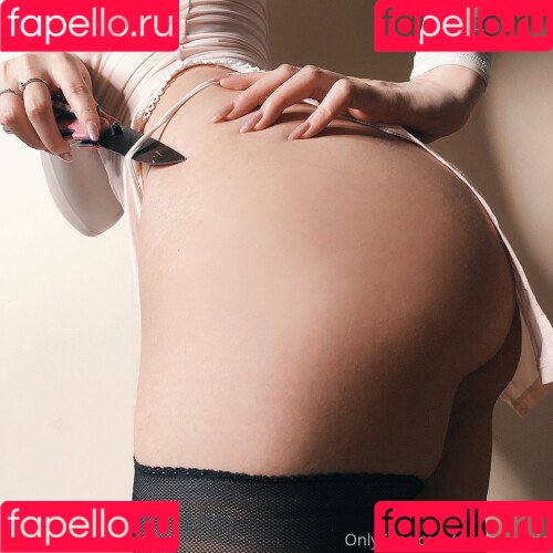 slowpenguin Onlyfans Photo Gallery 