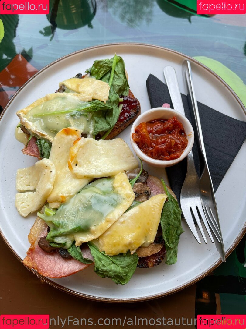 almostautumnworld Onlyfans Photo Gallery 