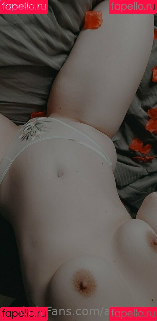 alina345 Onlyfans Photo Gallery 