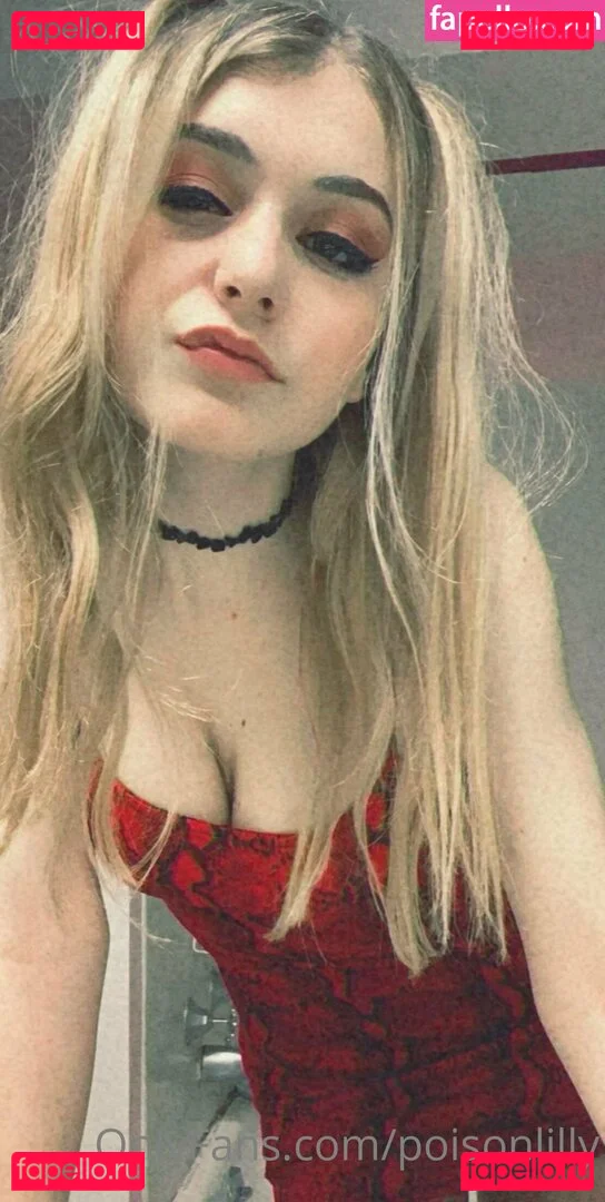 poisonlilly Onlyfans Photo Gallery 