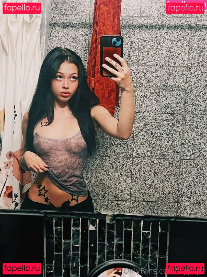 lilypopz Onlyfans Photo Gallery 