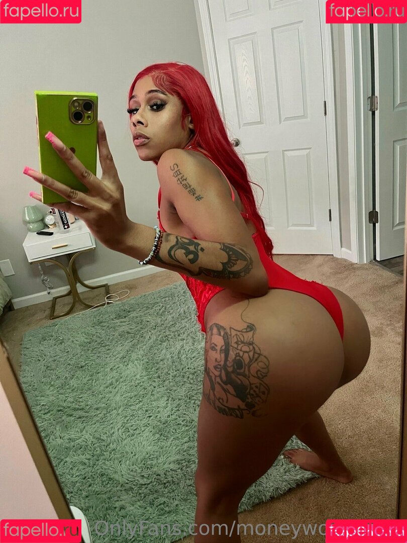 moneyworldkardi Onlyfans Photo Gallery 