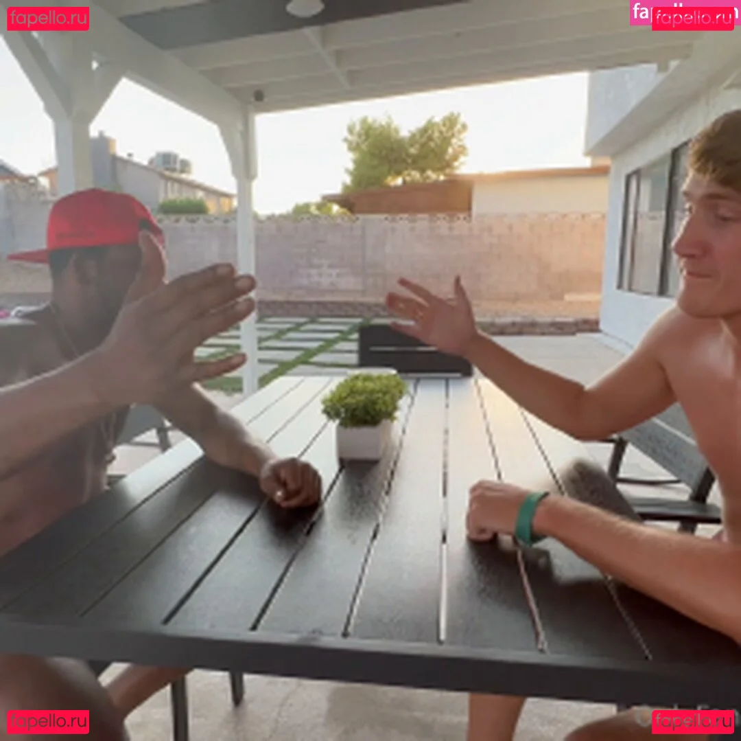 josiejaxxon Onlyfans Photo Gallery 