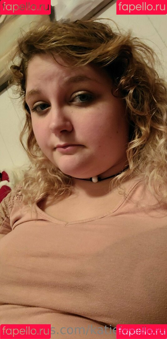 katiebugkitty122 Onlyfans Photo Gallery 