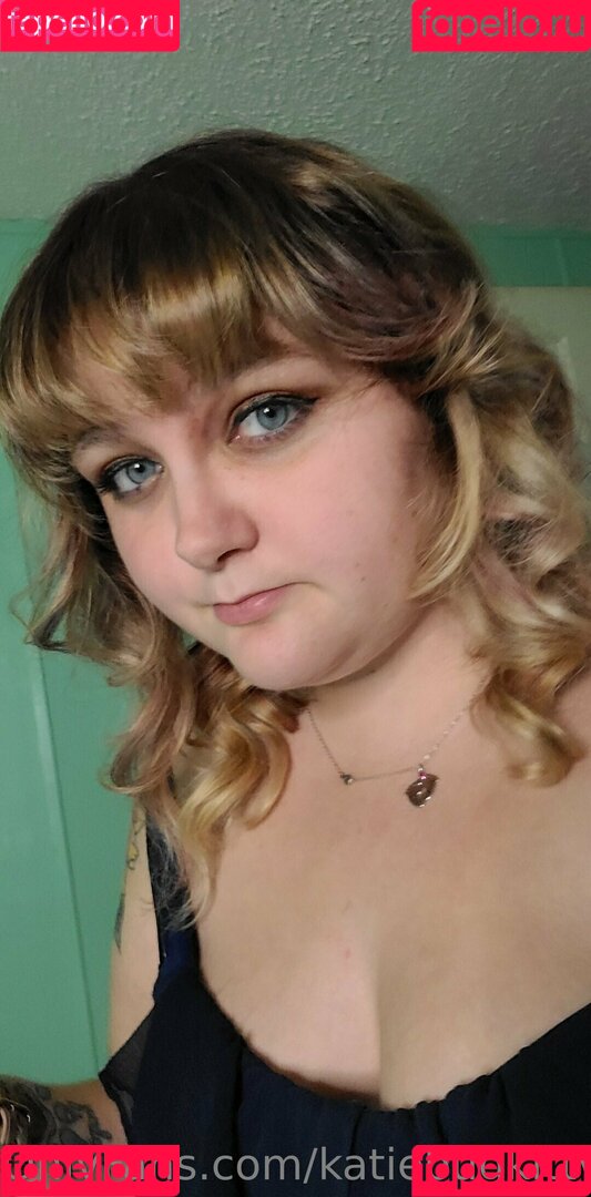 katiebugkitty122 Onlyfans Photo Gallery 