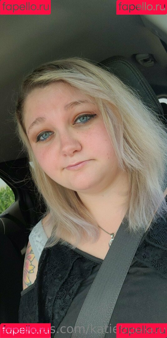 katiebugkitty122 Onlyfans Photo Gallery 