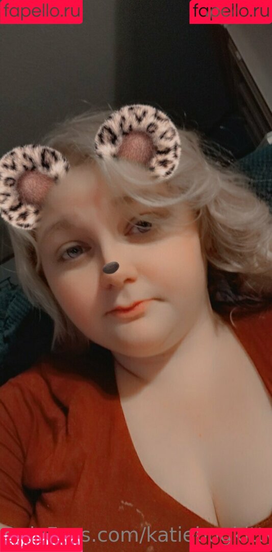 katiebugkitty122 Onlyfans Photo Gallery 