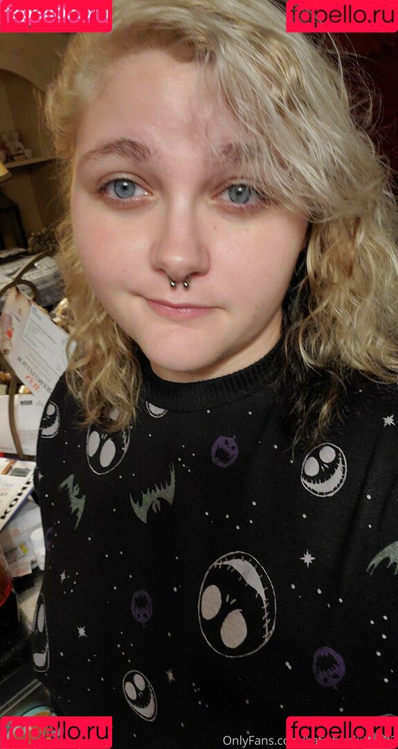 katiebugkitty122 Onlyfans Photo Gallery 