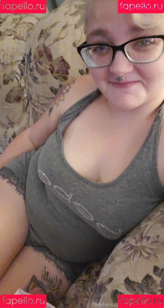 katiebugkitty122 Onlyfans Photo Gallery 