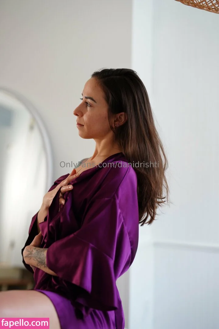 danidrishti Onlyfans Photo Gallery 