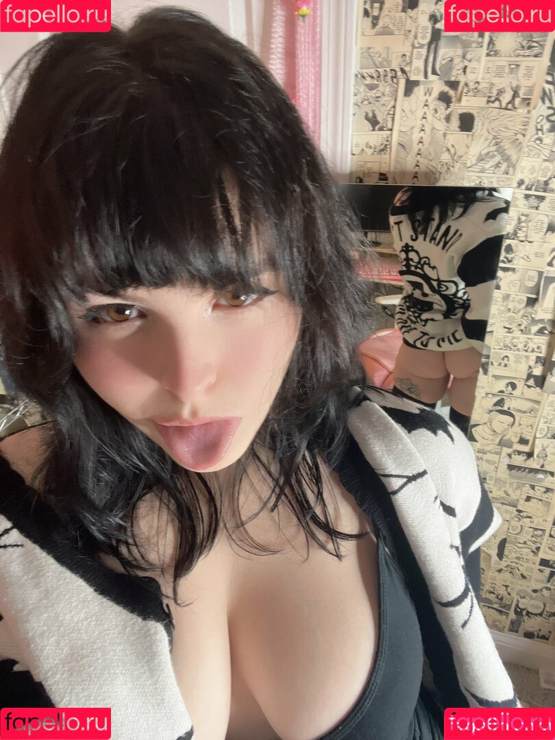 itsarice Onlyfans Photo Gallery 