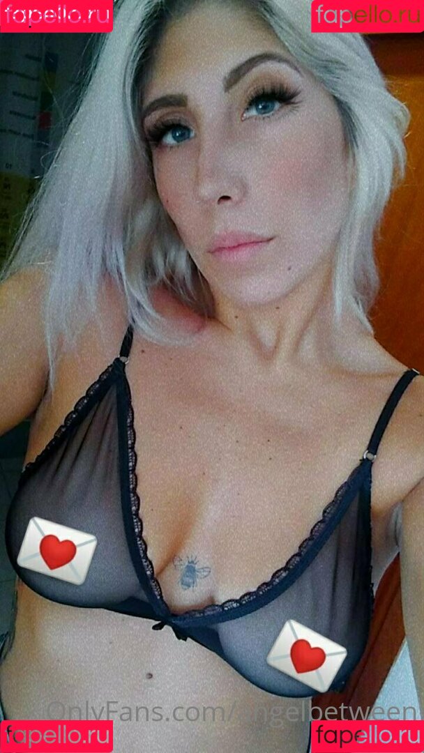 angelbetween Onlyfans Photo Gallery 