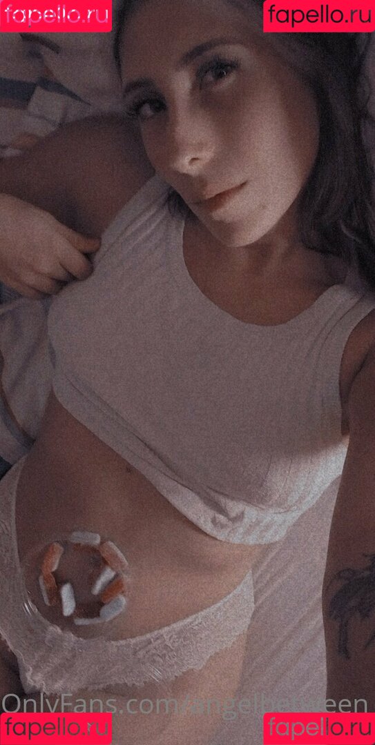 angelbetween Onlyfans Photo Gallery 