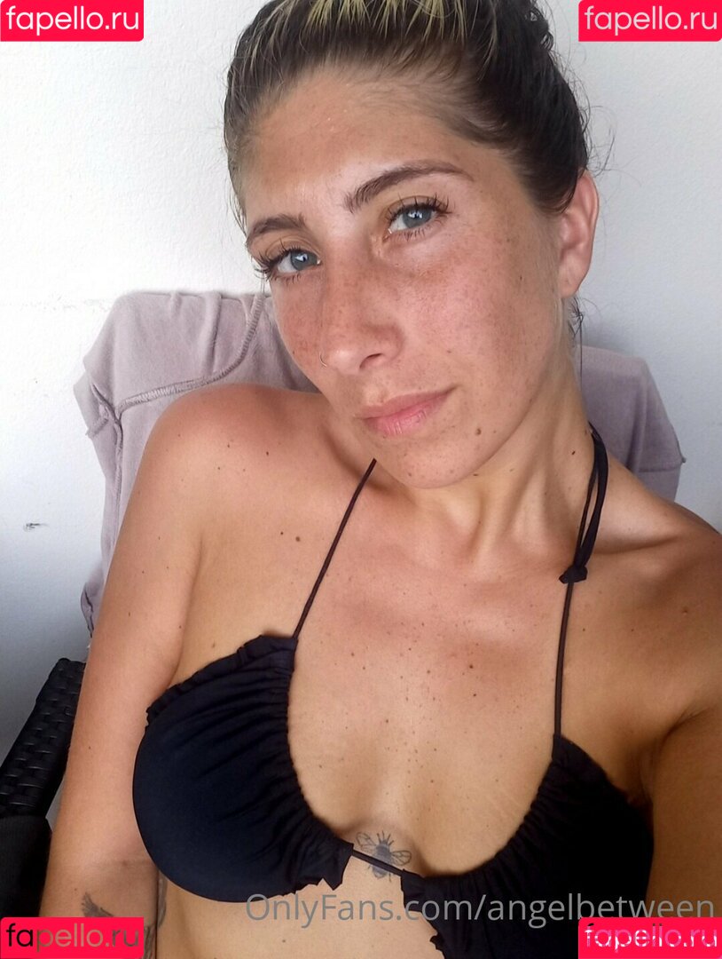 angelbetween Onlyfans Photo Gallery 