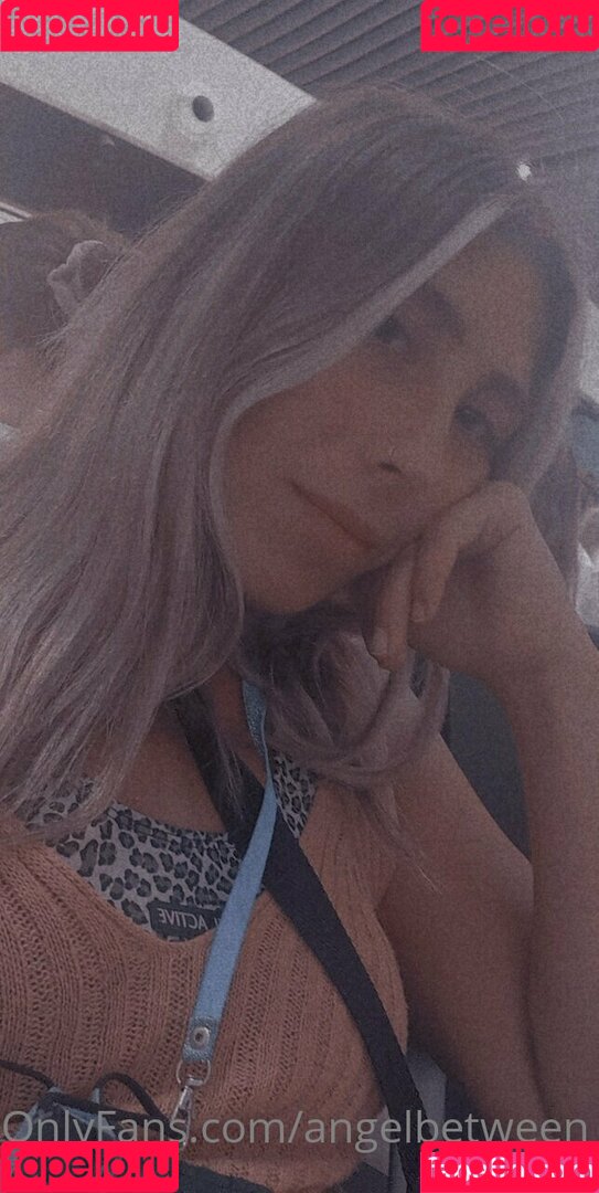 angelbetween Onlyfans Photo Gallery 