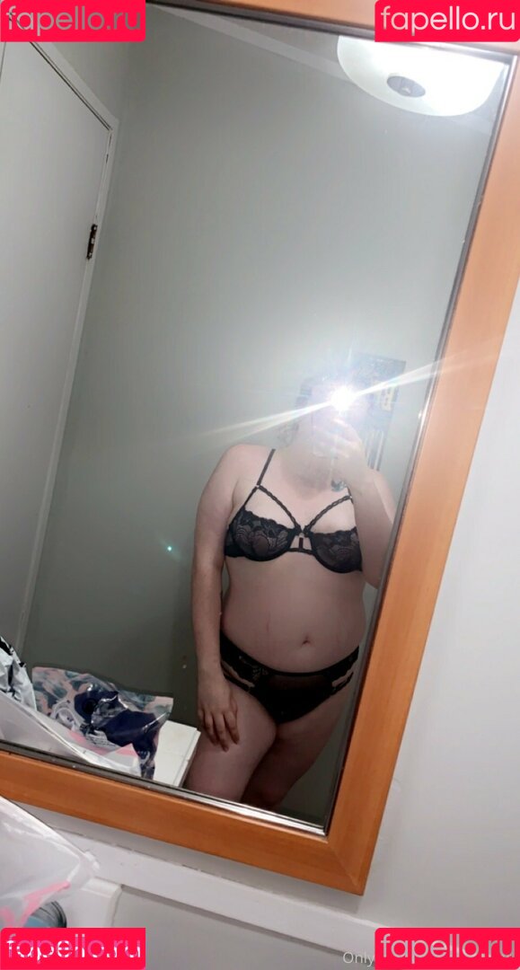 peachyly Onlyfans Photo Gallery 