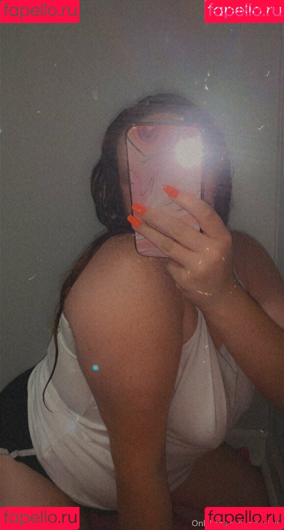 peachyly Onlyfans Photo Gallery 