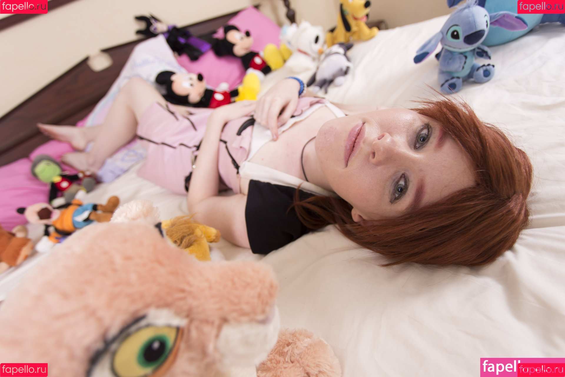 Sleeping Queen Onlyfans Photo Gallery 