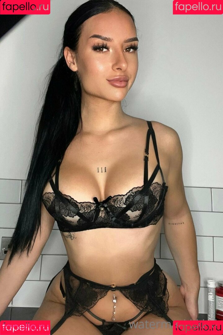 badgyalcbx Onlyfans Photo Gallery 