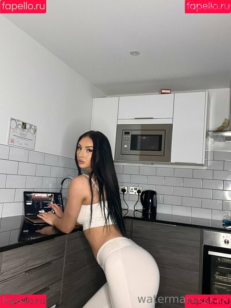 badgyalcbx Onlyfans Photo Gallery 