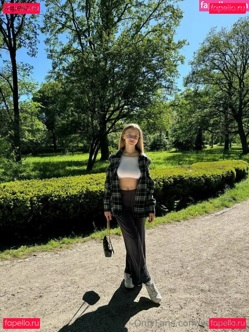 valerieflor Onlyfans Photo Gallery 