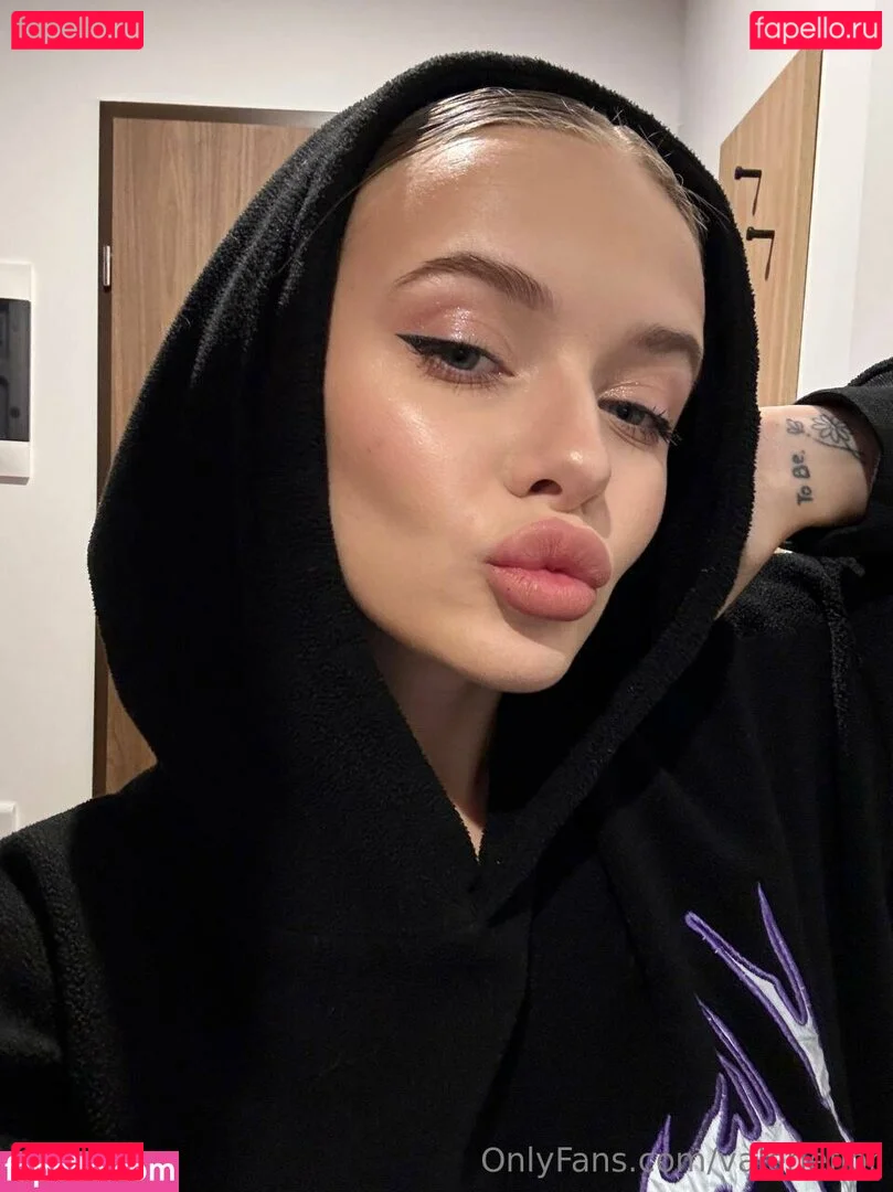 valerieflor Onlyfans Photo Gallery 