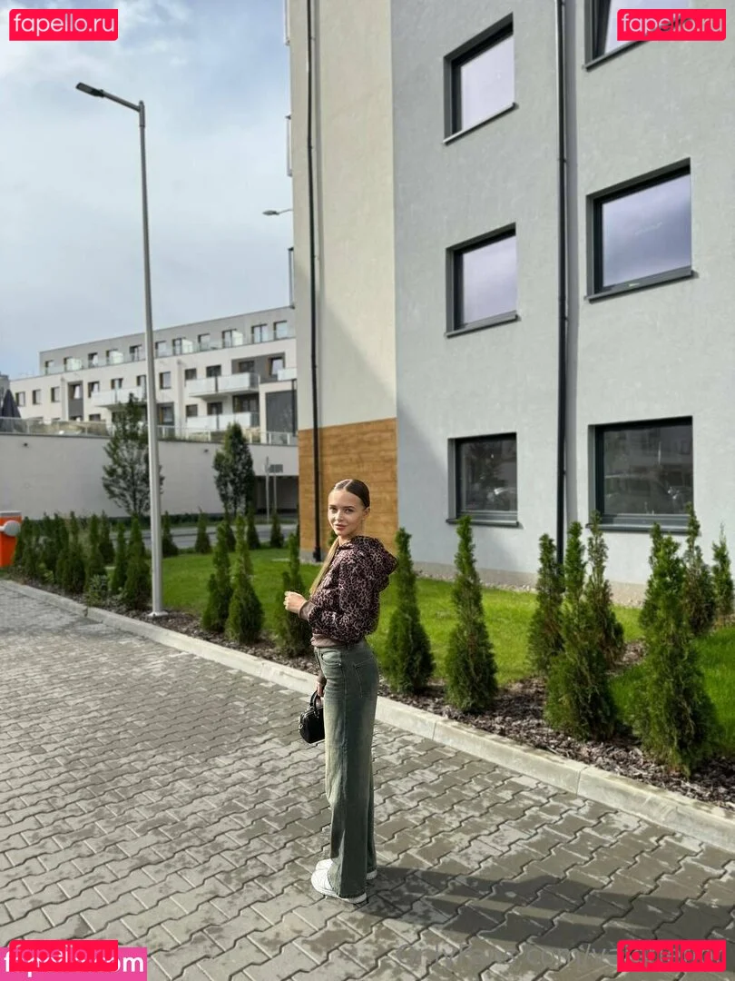 valerieflor Onlyfans Photo Gallery 