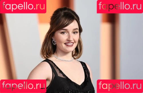 Kaitlyn Dever Onlyfans Photo Gallery 