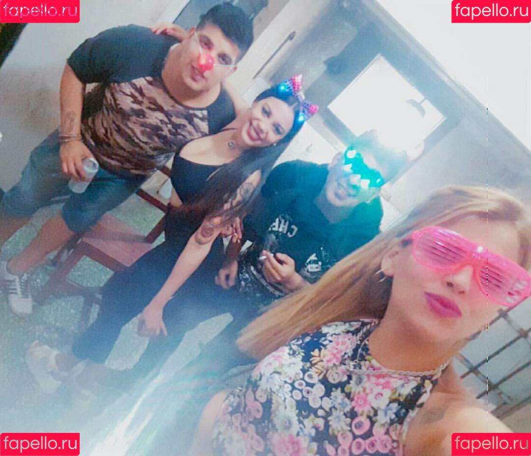 genesis18 Onlyfans Photo Gallery 