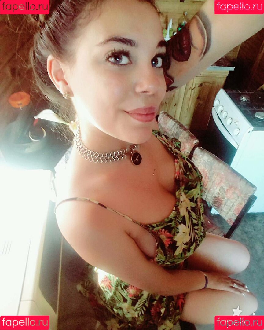 genesis18 Onlyfans Photo Gallery 