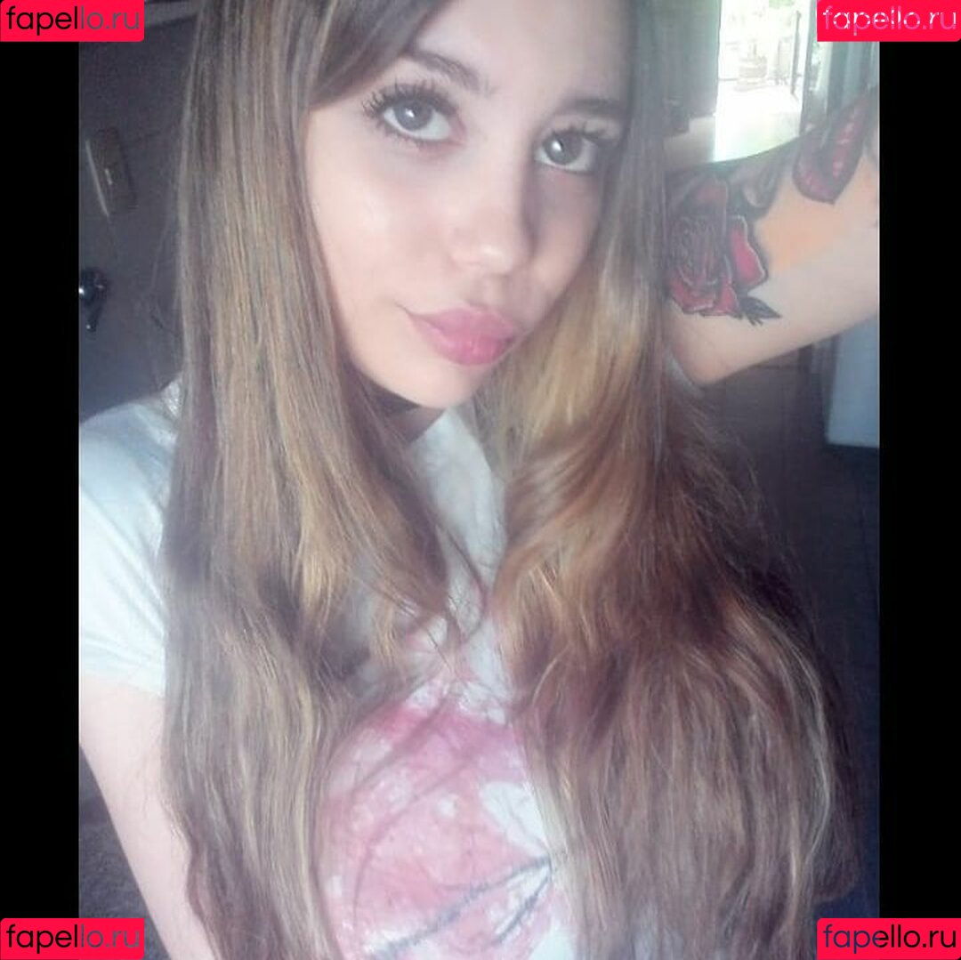 genesis18 Onlyfans Photo Gallery 