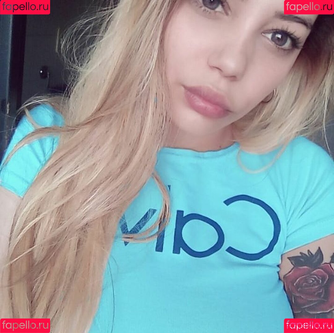 genesis18 Onlyfans Photo Gallery 