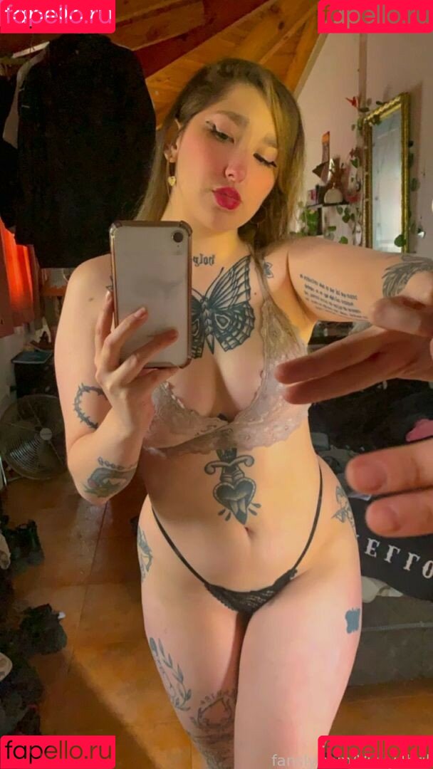 Vicky4bril Onlyfans Photo Gallery 