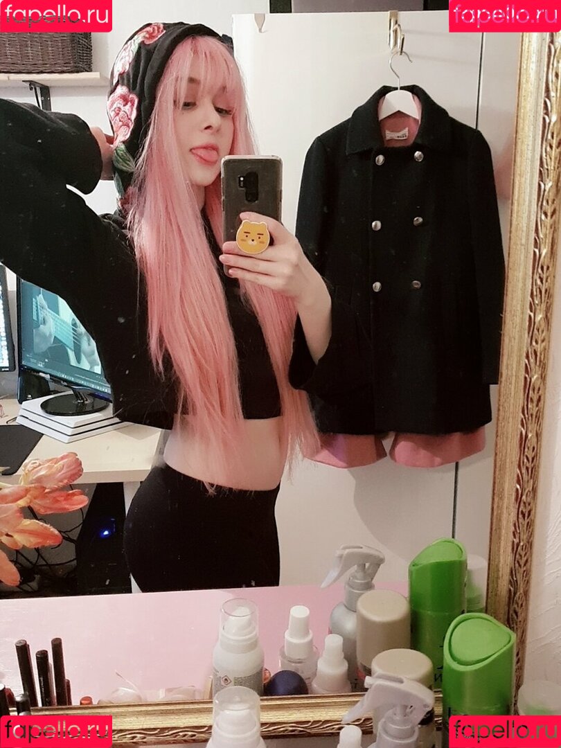 Yuli Onlyfans Photo Gallery 