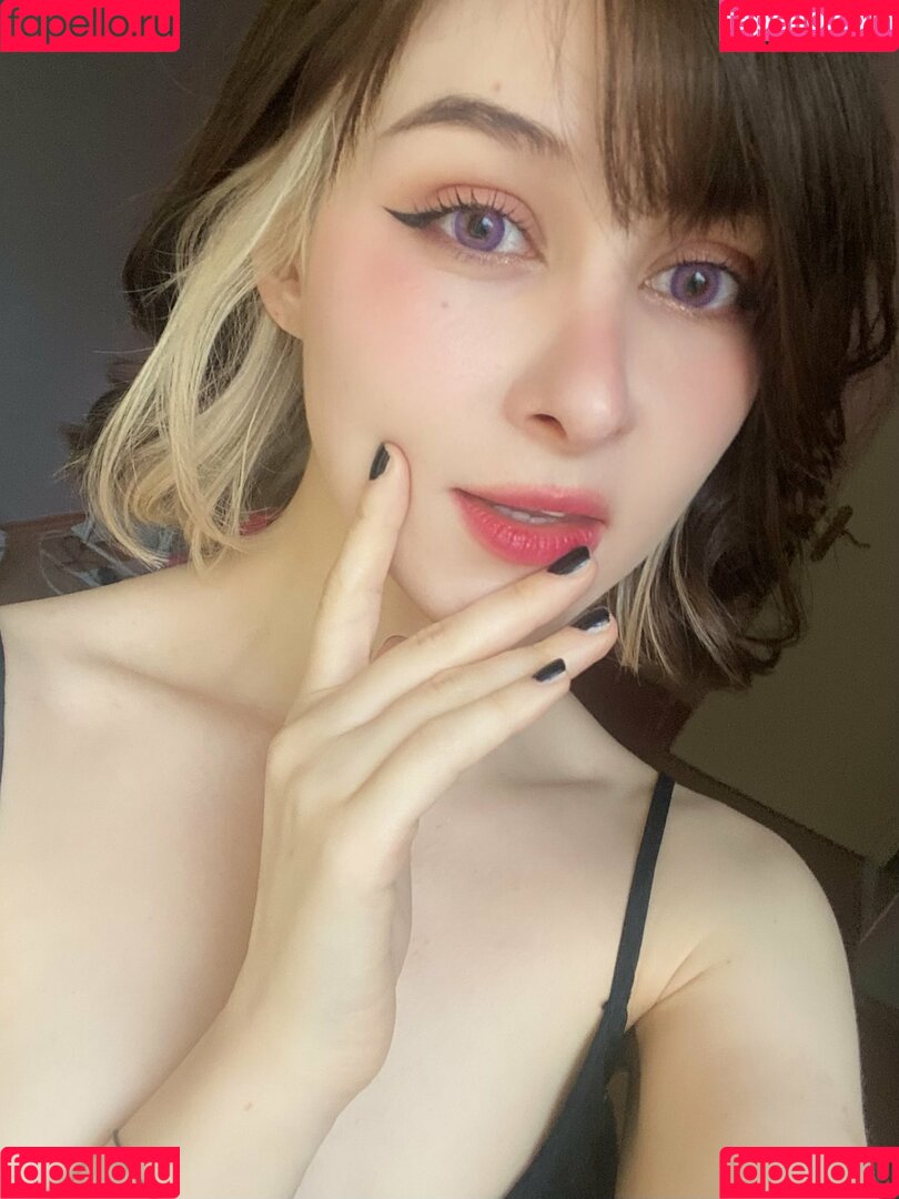 Yuli Onlyfans Photo Gallery 