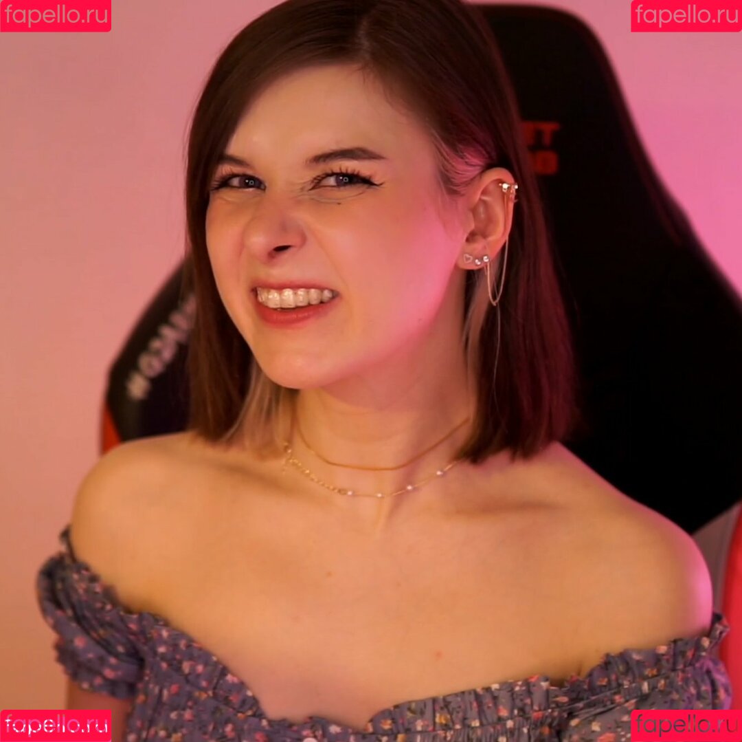 Yuli Onlyfans Photo Gallery 