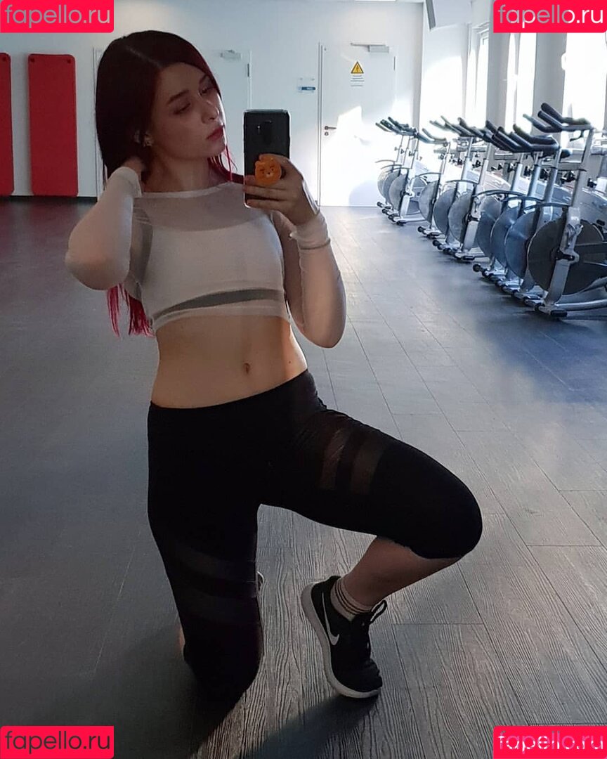 Yuli Onlyfans Photo Gallery 