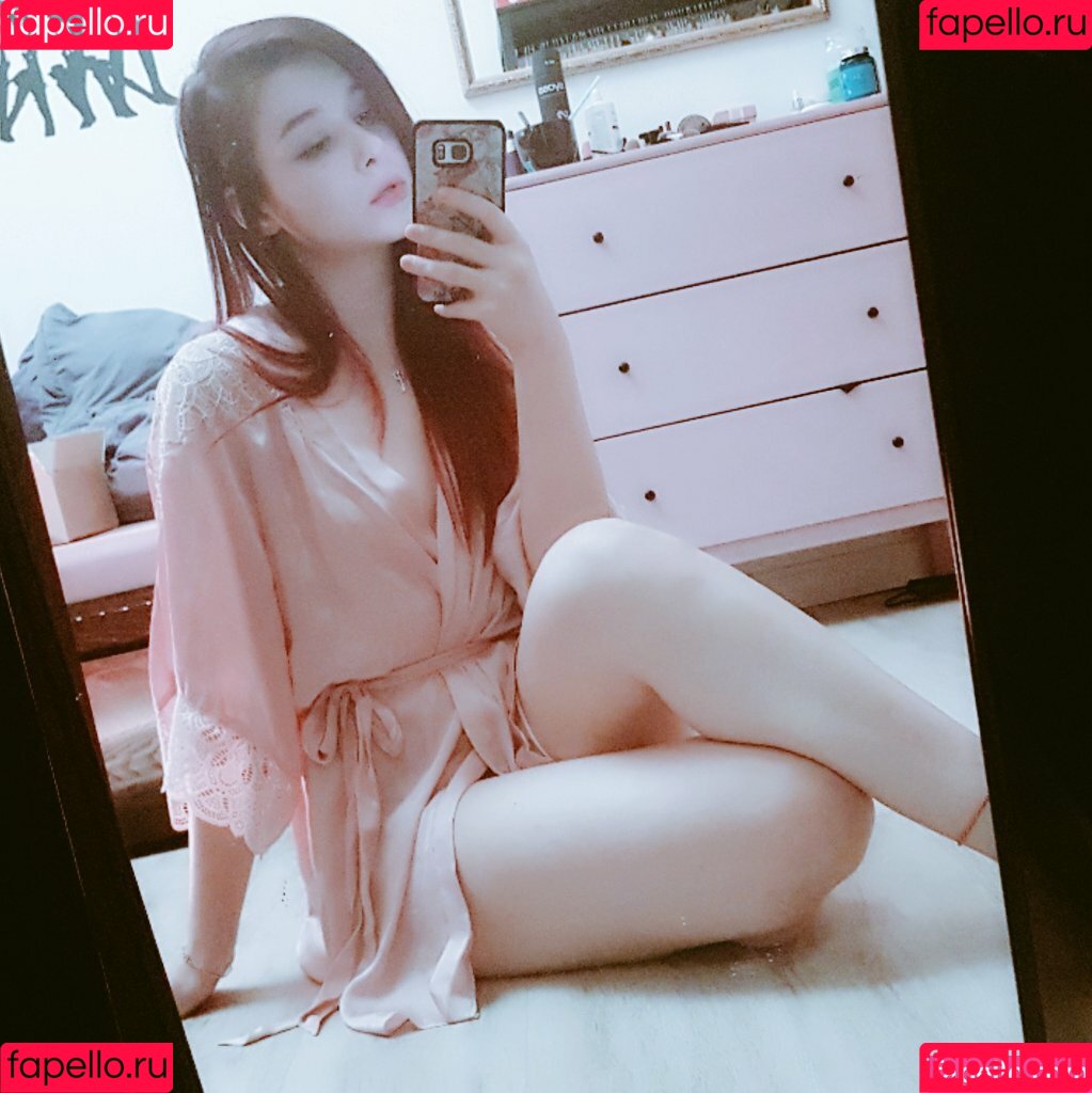 Yuli Onlyfans Photo Gallery 