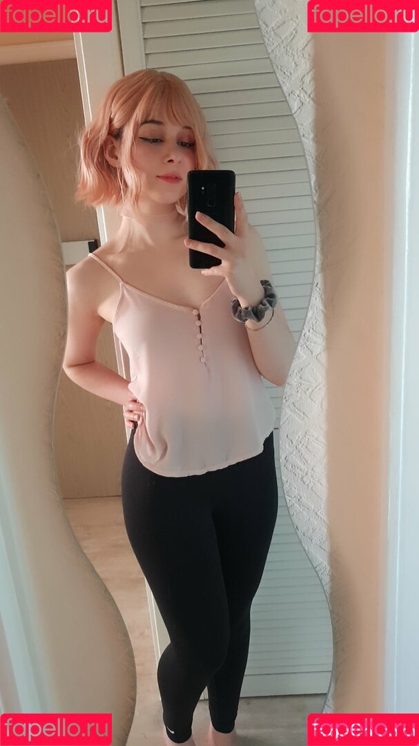 Yuli Onlyfans Photo Gallery 