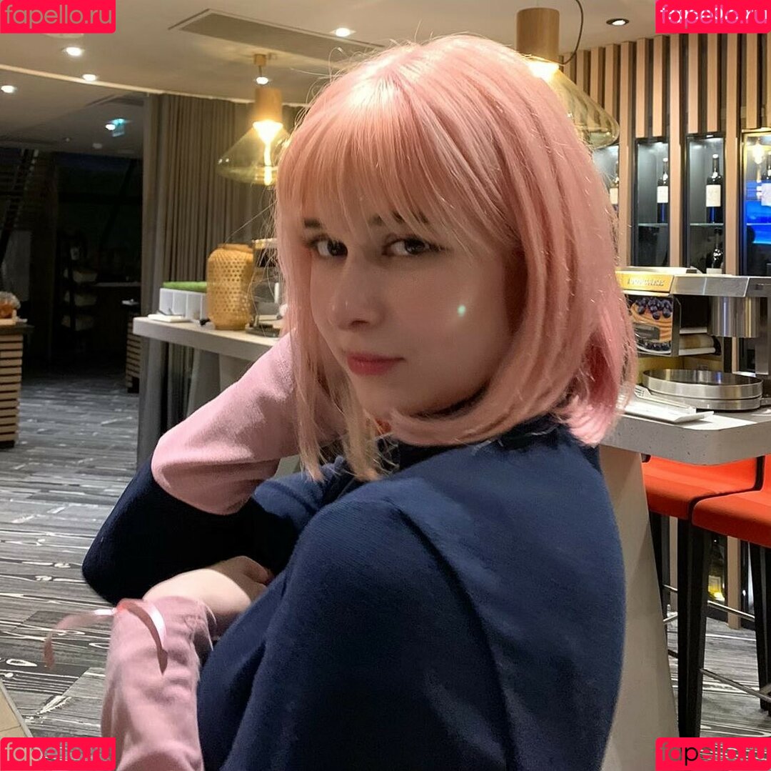 Yuli Onlyfans Photo Gallery 