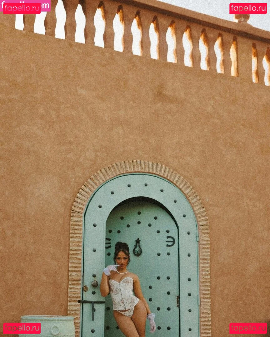 Clo Lloyd Onlyfans Photo Gallery 