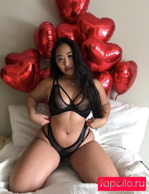 LiaMei Onlyfans Photo Gallery 