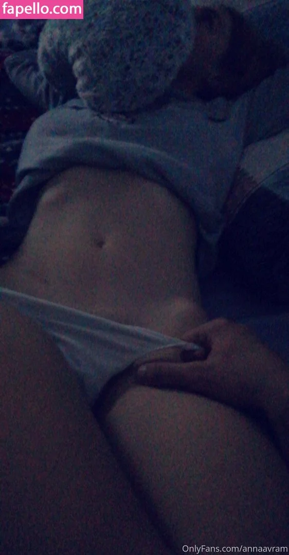 annaavram Onlyfans Photo Gallery 