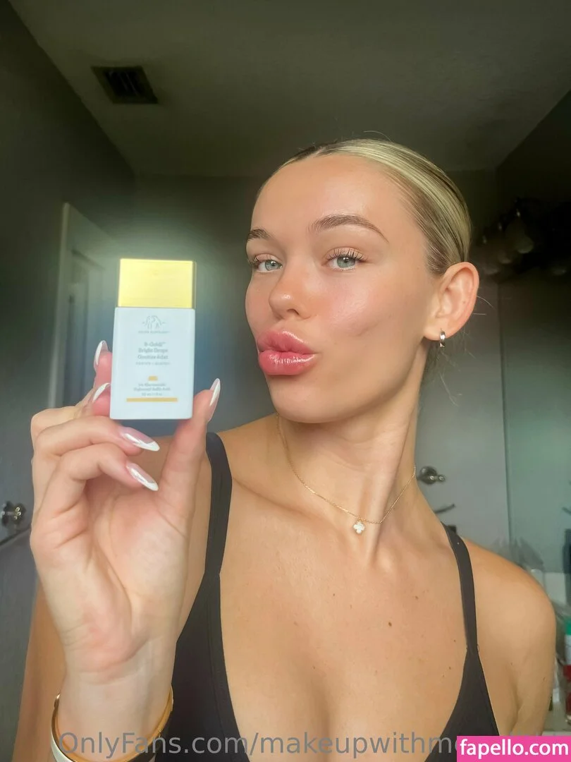 makeupwithmeredithh Onlyfans Photo Gallery 