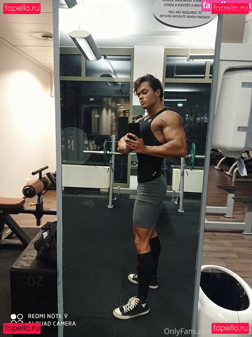 andrewad Onlyfans Photo Gallery 