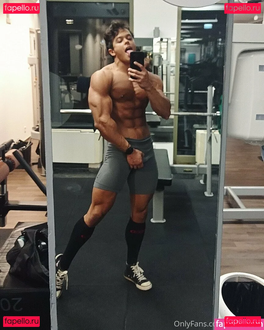 andrewad Onlyfans Photo Gallery 