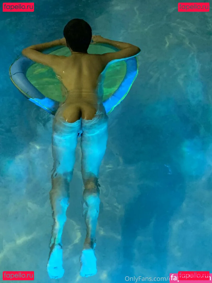 cumdumplittle Onlyfans Photo Gallery 